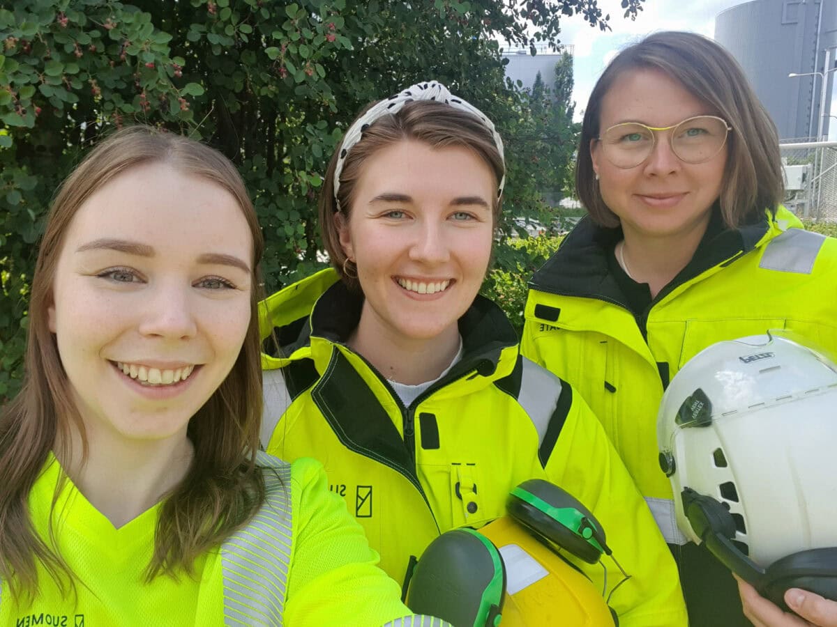 Kuvassa vasemmalta Saana Ikonen, Kristiina Pöysti ja Outi Lepistö.